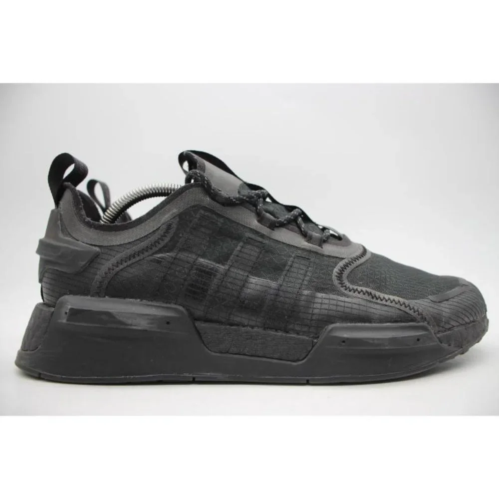 Adidas NMD_R1 V3 Men's Size 11 Triple Black GX3373 Sneakers Athletic